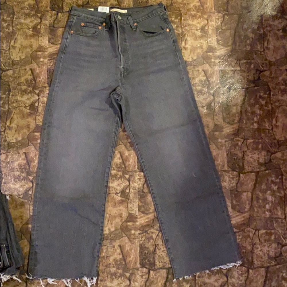 Women’s Levi’s Straight Leg Jeans